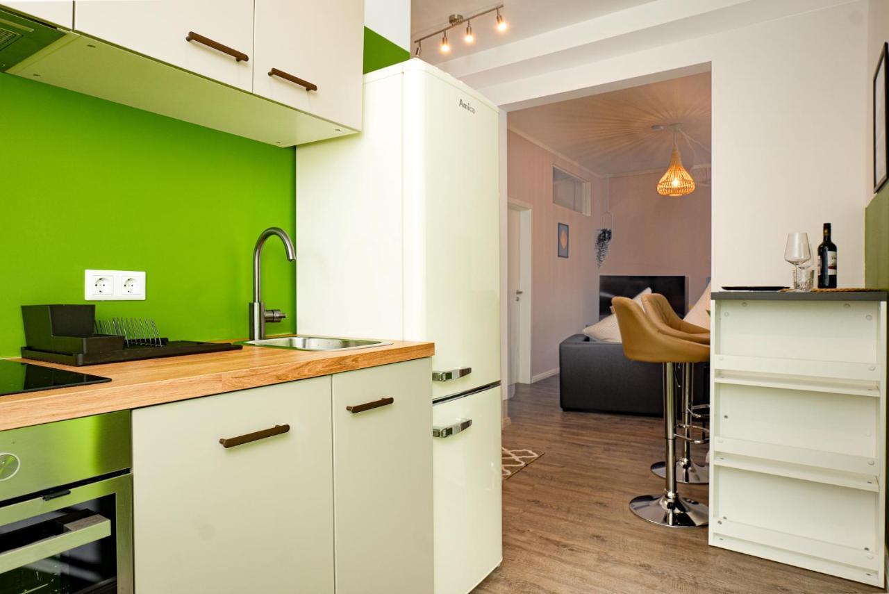 Appartement Blue Chili 32 - Stadtwohnung Fuer 3 Modern Zentral Karlshorst Wlan Berlijn